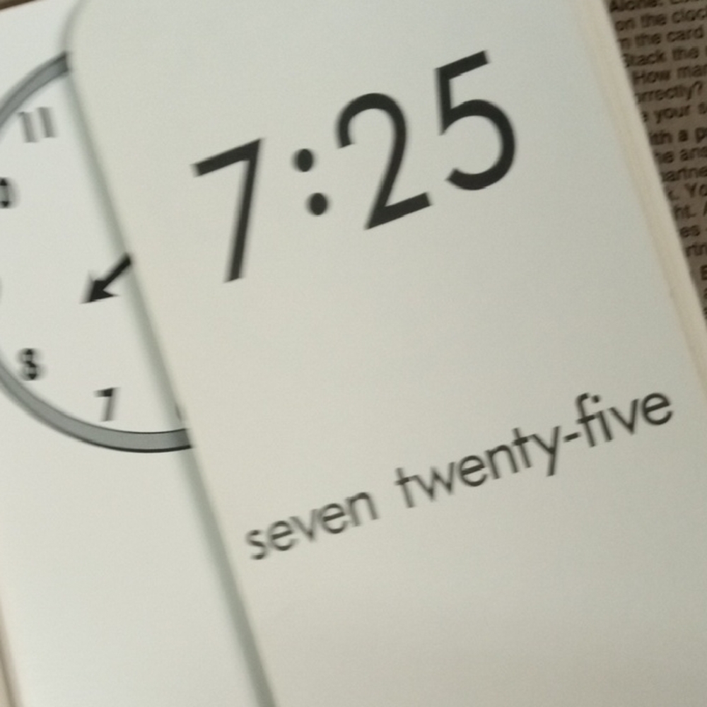 Trend Telling Time Flash Cards - Picture 5 of 7